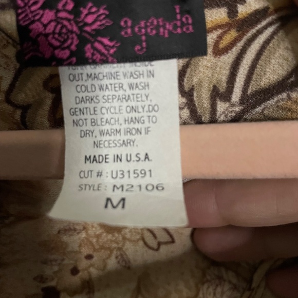 Y2K Agenda Empire Waist with Front Tie & Split Center Size M - Picture 5 of 5